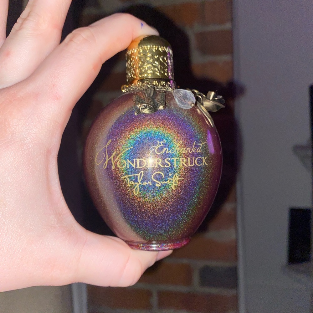 Taylor Swift Enchanted Wonderstruck Perfume